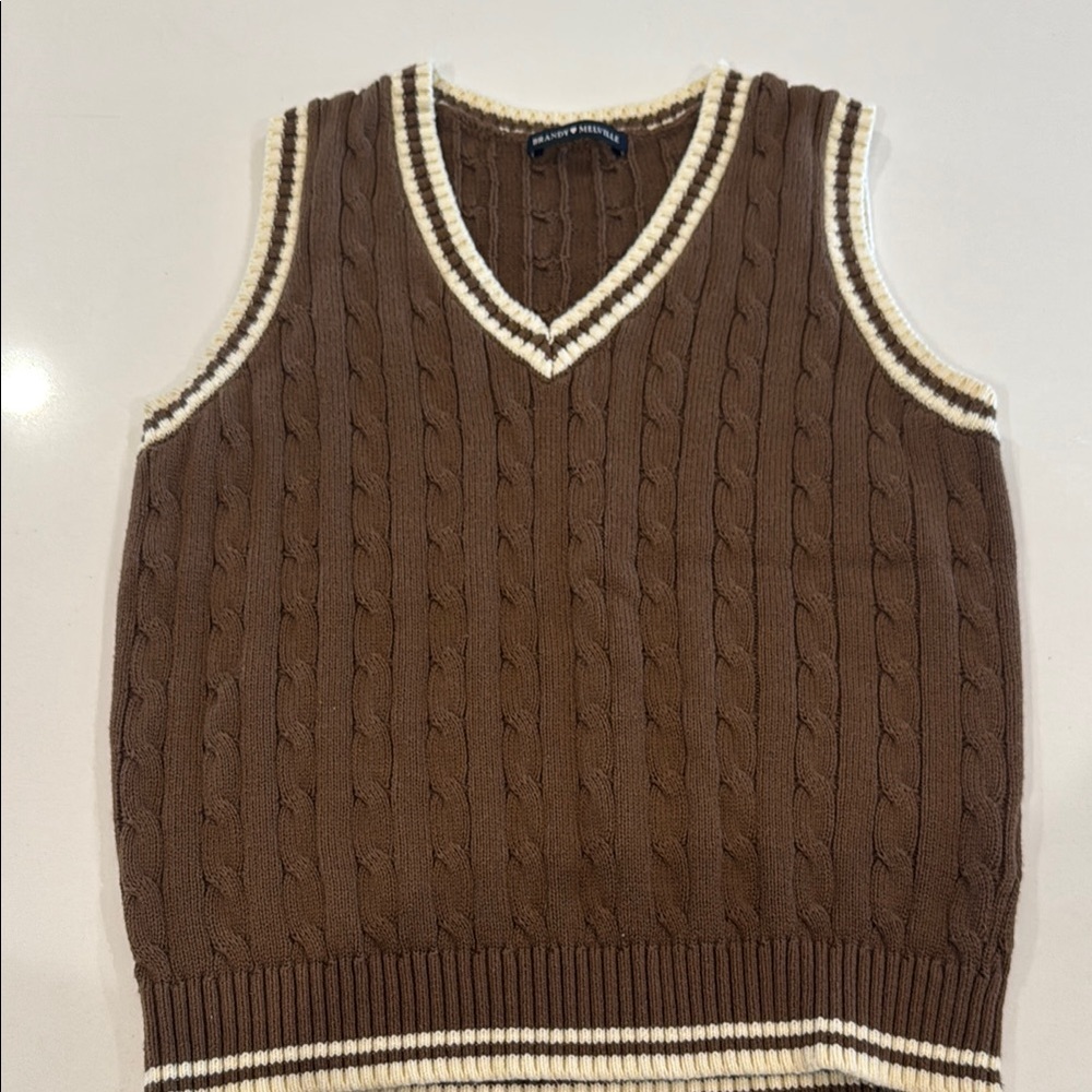 Women’s Brown Cable Knit Sweater Vest